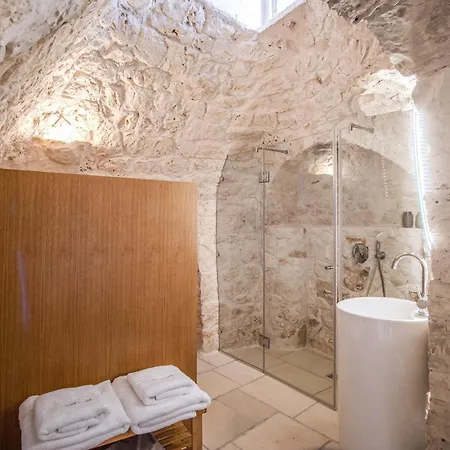 فيلة Masseria Monte Pizzuto - Le Di Valentina سيغلي ميسابيكا