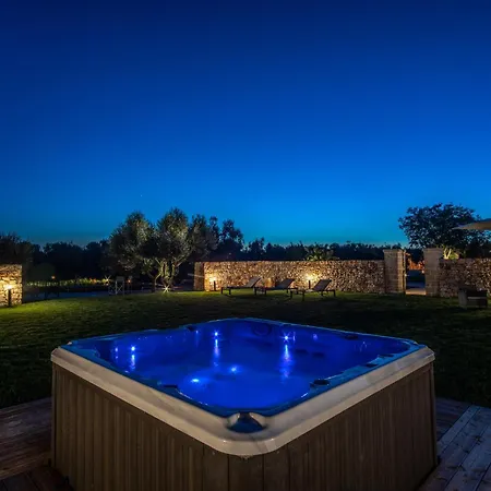 Masseria Monte Pizzuto - Le Di Valentina Villa *